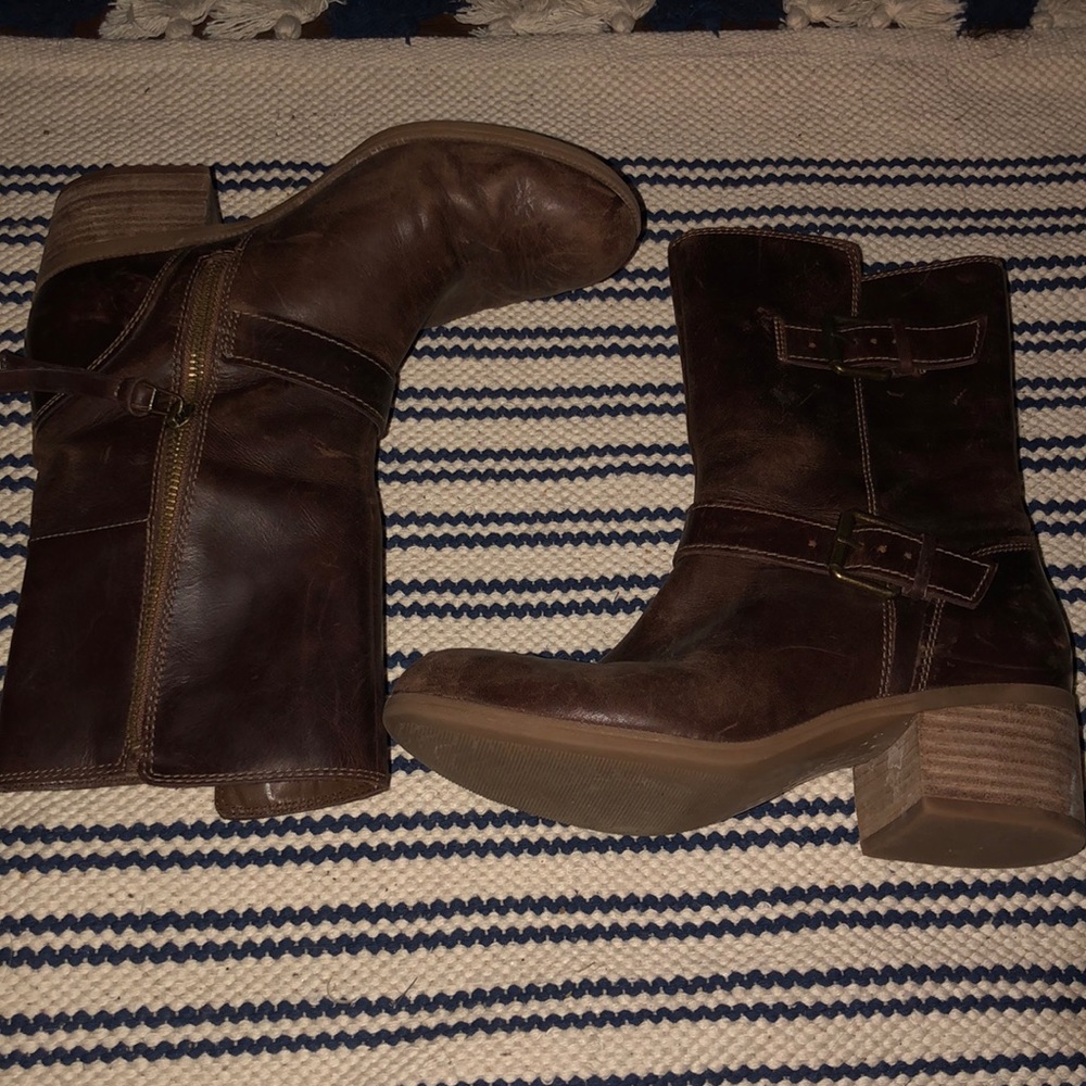 Clarks booties